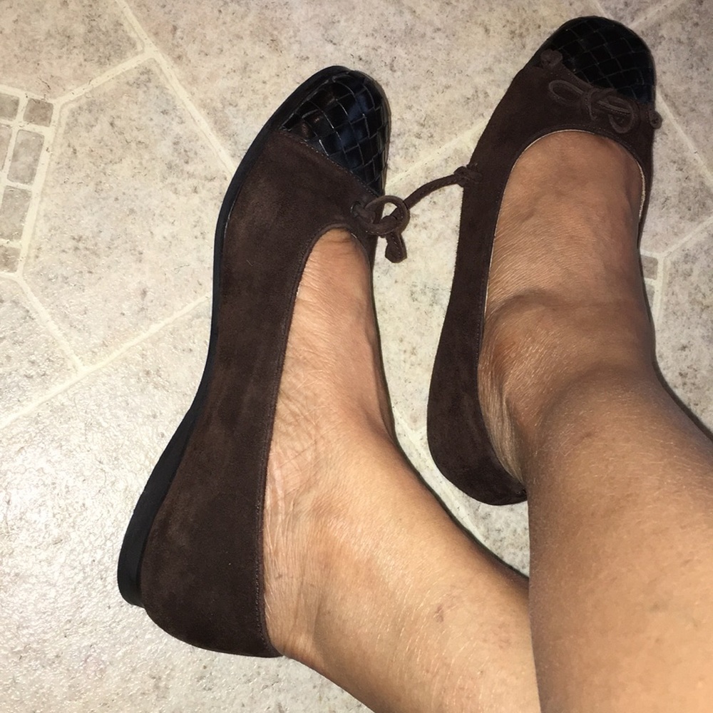 ROBERT ZUR BROWN REAL SUEDE EUC BALLET FLA…